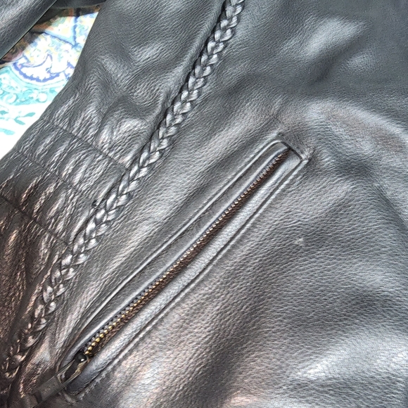 FIRST CLASSICS EUC WOMENS SZ M BLACK LEATHER BIKER HEAVY JACKET COAT - Picture 5 of 16